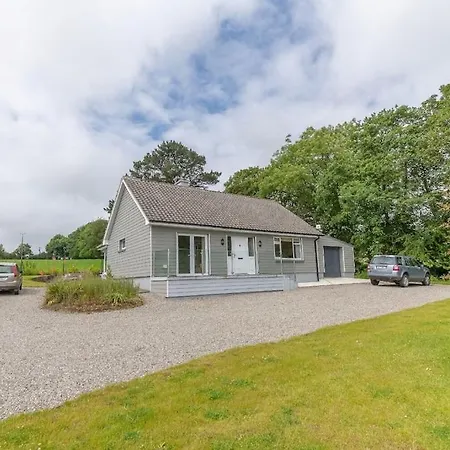 Дом отдыха 2 Bed Waterfront - Close To Courtmacsherry